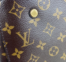 Load image into Gallery viewer, Louis Vuitton montaigne BB