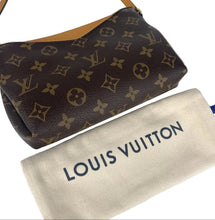 Load image into Gallery viewer, Louis Vuitton Pallas clutch shoulder bag