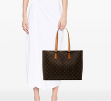 Load image into Gallery viewer, Louis Vuitton Luco tote