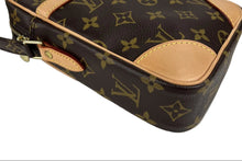 Load image into Gallery viewer, Louis Vuitton sac Danube in monogram