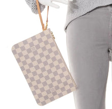 Load image into Gallery viewer, Louis Vuitton pochette in damier azur