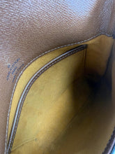 Load image into Gallery viewer, Louis Vuitton musette salsa in monogram