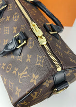 Load image into Gallery viewer, Louis Vuitton speedy 30 bandouliere world tour