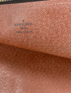 Louis Vuitton poche documents