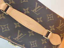 Load image into Gallery viewer, Louis Vuitton nice BB
