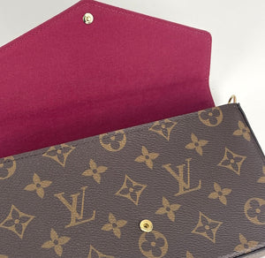 Louis Vuitton pochette felicie in monogram canvas