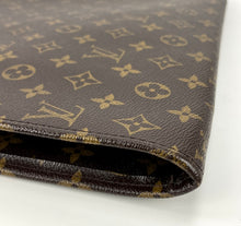 Load image into Gallery viewer, Louis Vuitton poche documents