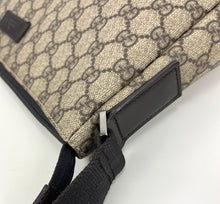 Load image into Gallery viewer, Gucci supreme unisex messenger
