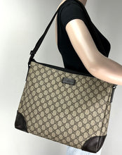 Load image into Gallery viewer, Gucci supreme unisex messenger