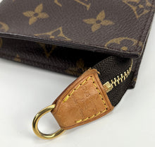 Load image into Gallery viewer, Louis Vuitton monogram pochette clutch