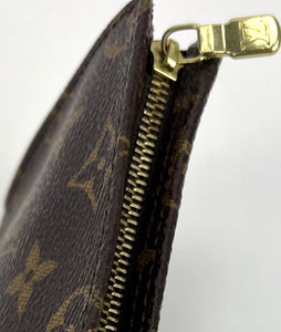 Louis Vuitton monogram pochette clutch