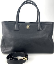 Load image into Gallery viewer, Chanel Cerf executive tote