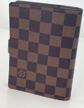 Load image into Gallery viewer, Louis Vuitton small ring agenda cover in damier ebene