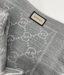 Gucci GG jacquard knitted scarf silver grey