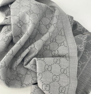 Gucci GG jacquard knitted scarf silver grey