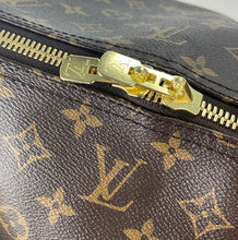 Load image into Gallery viewer, Louis Vuitton keepall bandouliere 55 in monogram