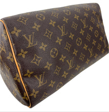 Load image into Gallery viewer, Louis Vuitton speedy 30 in monogram