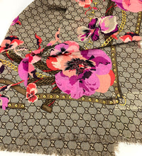 Load image into Gallery viewer, Gucci Pansy floral pansy wool shawl