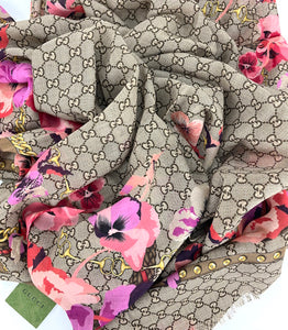 Gucci Pansy floral pansy wool shawl