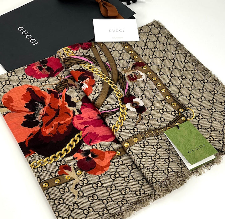 Gucci Pansy floral pansy wool shawl – Lady Clara's Collection