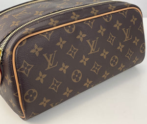 Louis Vuitton monogram dopp kit pouch