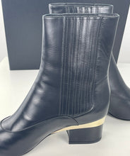 Load image into Gallery viewer, Chanel CC ankle boots black Size 39