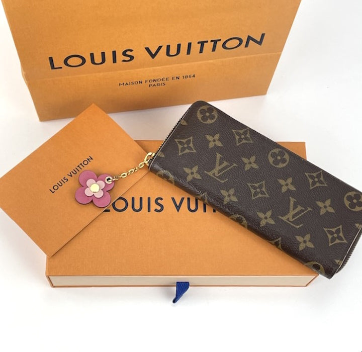 Louis Vuitton monogram clemence blooming flowers