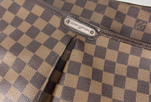 Load image into Gallery viewer, Louis Vuitton bloomsbury PM