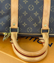 Load image into Gallery viewer, Louis Vuitton keepall 45 in monogram