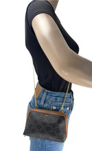 Load image into Gallery viewer, Celine clutch on chain in triomphe canvas and lambskin