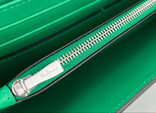 Load image into Gallery viewer, Mulberry continental wallet small classic grain