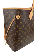 Load image into Gallery viewer, Louis Vuitton neverfull GM in monogram