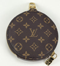 Load image into Gallery viewer, Louis Vuitton round coin purse