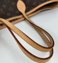 Load image into Gallery viewer, Louis Vuitton neverfull GM in monogram
