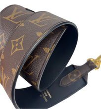 Load image into Gallery viewer, Louis Vuitton bandouliére strap monogram noir