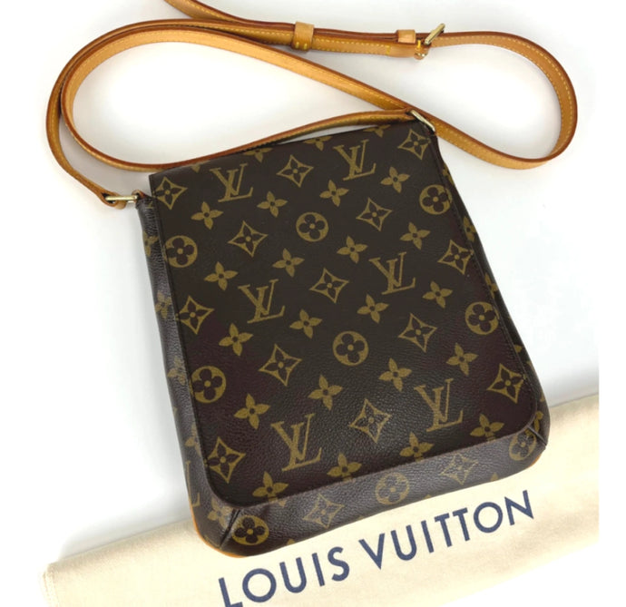 Louis Vuitton musette salsa in monogram