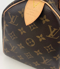 Load image into Gallery viewer, Louis Vuitton speedy 25 in monogram