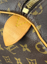 Load image into Gallery viewer, Louis Vuitton keepall 50 in monogram canvas