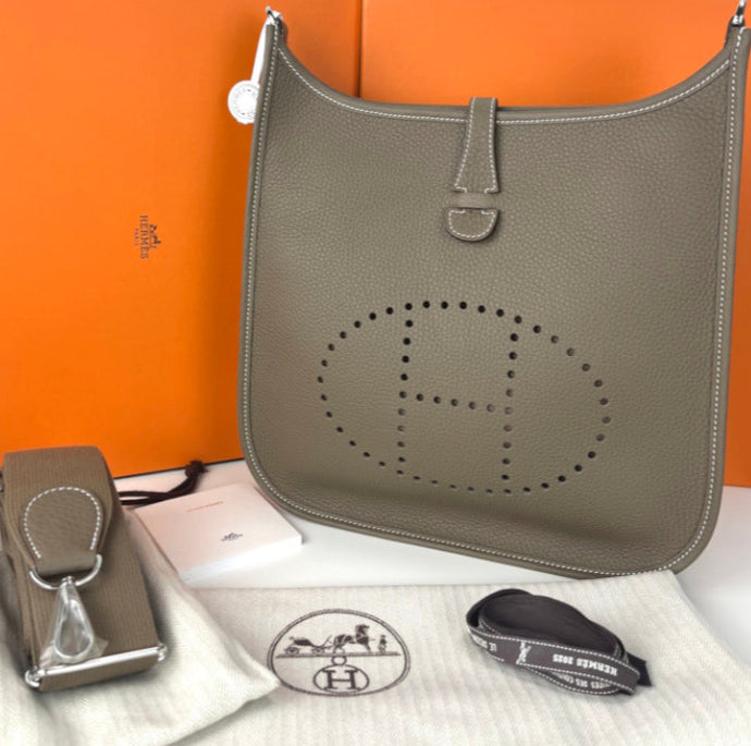 Hermes Evelyne poche III PM in etoupe