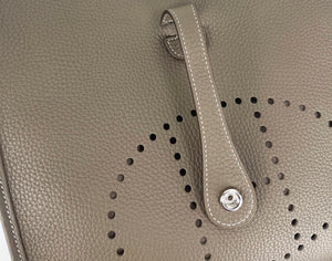 Hermes Evelyne poche III PM in etoupe