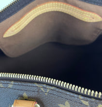 Load image into Gallery viewer, Louis Vuitton speedy 35 in monogram