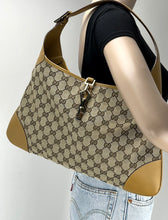 Load image into Gallery viewer, Gucci Vintage Jackie medium 1961 shoulder bag