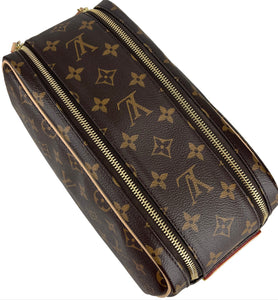 Louis Vuitton monogram dopp kit pouch