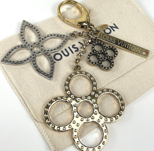 Louis Vuitton tapage charm and key holder
