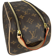 Load image into Gallery viewer, Louis Vuitton monogram dopp kit pouch