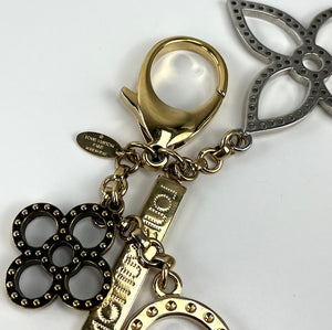 Louis Vuitton tapage charm and key holder