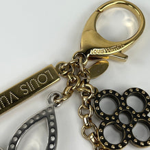 Load image into Gallery viewer, Louis Vuitton tapage charm and key holder