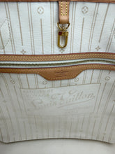 Load image into Gallery viewer, Louis Vuitton neverfull GM azur
