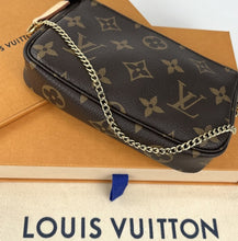 Load image into Gallery viewer, Louis Vuitton mini pochette accessories in monogram canvas