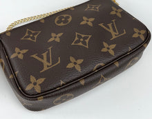 Load image into Gallery viewer, Louis Vuitton mini pochette accessories in monogram canvas